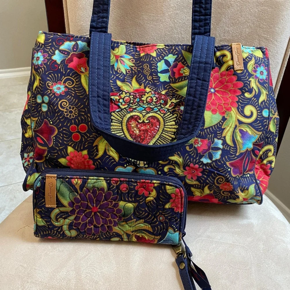 Donna Sharp Quilted Floral Bag Set - Picture 2 of 16